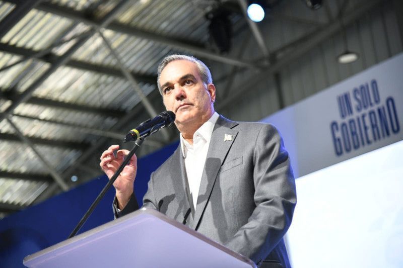 Abinader tiene hasta el miércoles para inaugurar obras y en cuatro días encabezará 15 inauguraciones