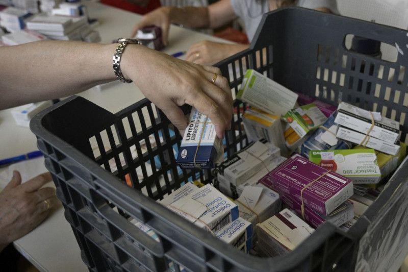 ¿Comida o remedios? En la Argentina de Milei los medicamentos son un lujo