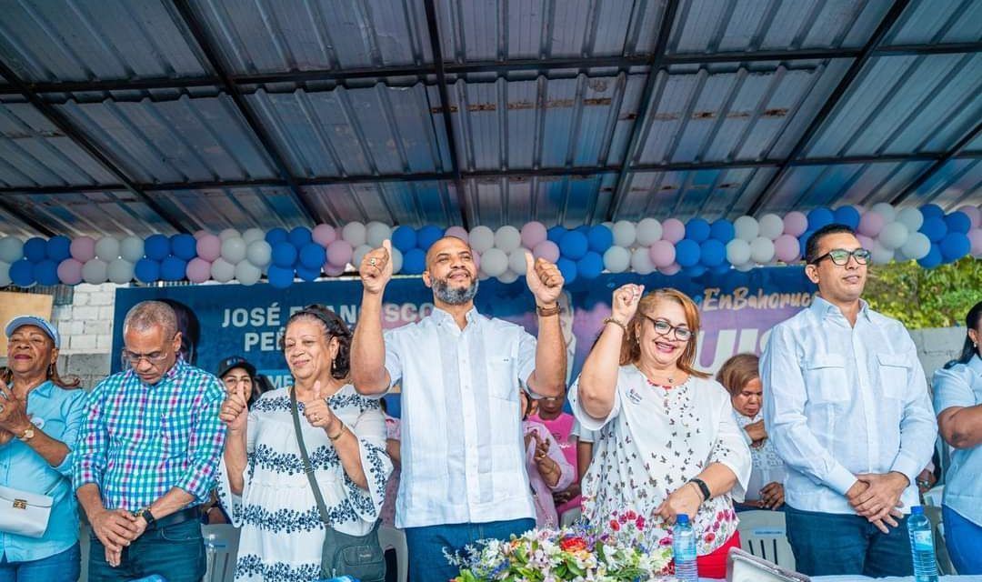 Candidato a diputado por el PRM Juan Bolívar Cuevas Davis, formaliza inicio campaña política en Bahoruco