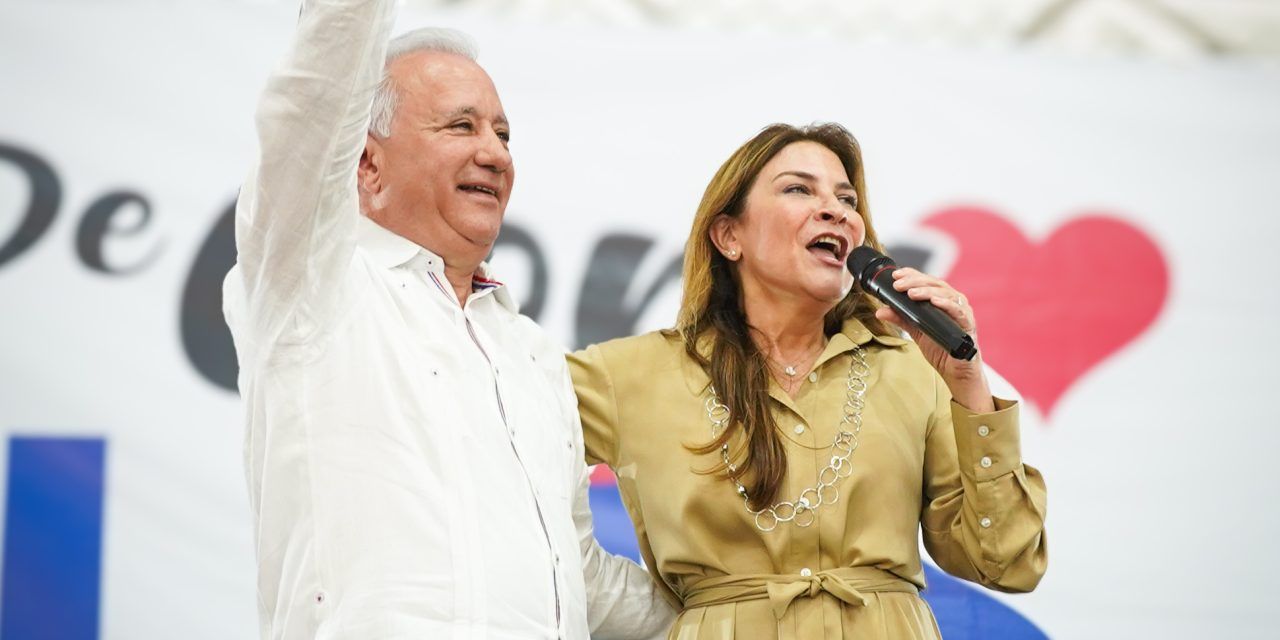 Carolina Mejía: «Antonio Taveras es un tremendo senador»