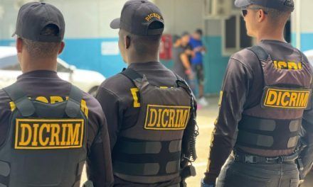 Policía captura hombre ultimó a puñaladas a dos personas e hirió a una niña de 7 años en Samaná.