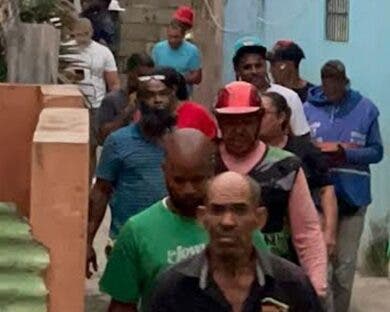 Barrio emplaza a Migración para que saque a los haitianos