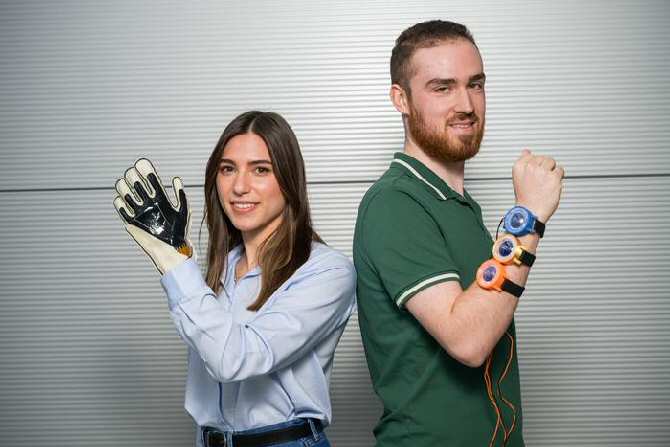 Realidad virtual y telepresencia táctiles gracias a un tejido textil inteligente