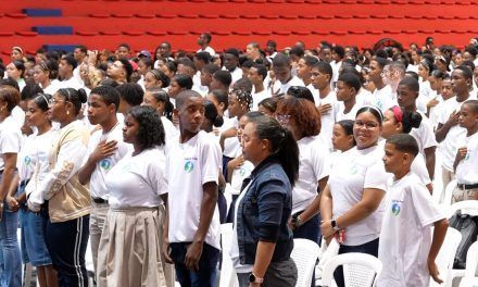 Estudiantes y orientadores destacan resultados  de clubes de paz en San Cristóbal
