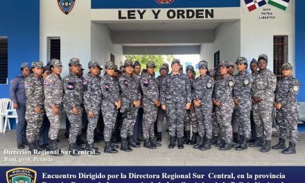 *Encuentro Dirigido por la Directora Regional Sur  central, en la provincia peravia Bani Destaco la Importancia de la Ley Orgánica de la Policía Nacional para Femeninas Policiales*