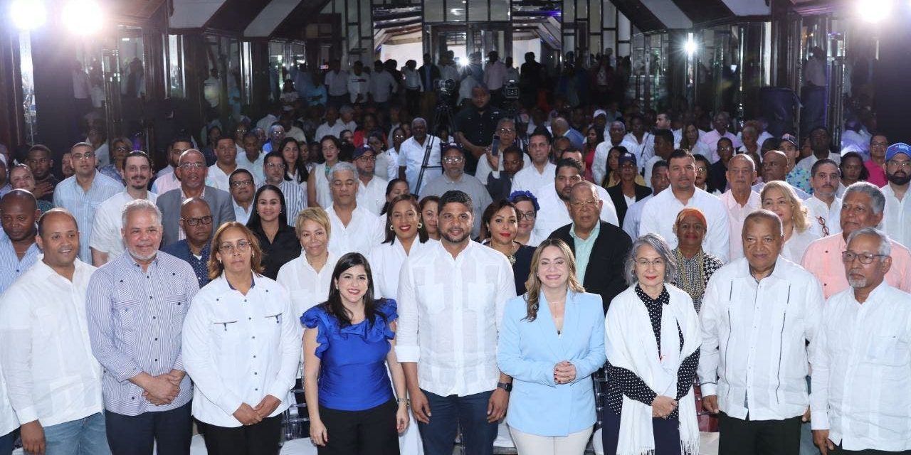 Inician serie de paneles  “Los Avances del Cambio” en San Cristóbal