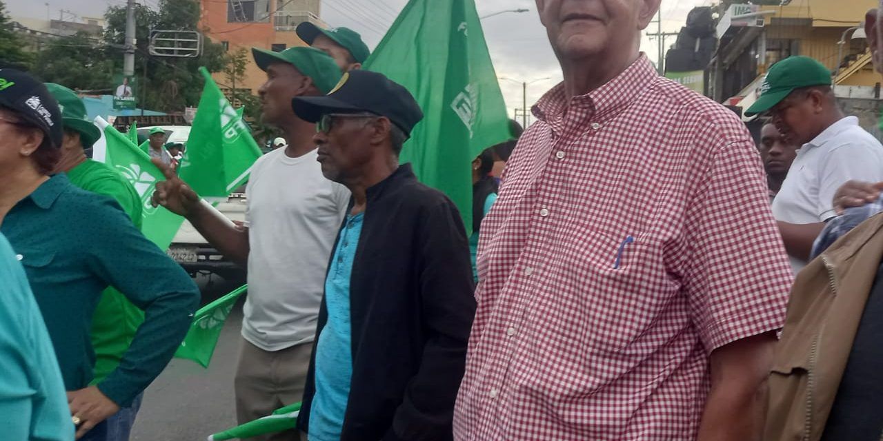 Luís Hernández asegura mayoría de la población quiere Leonel vuelva a dirigir el país