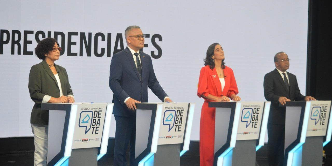 Cuatro candidatos presidenciales confrontan en debate del CODESSD sus propuestas de Gobierno