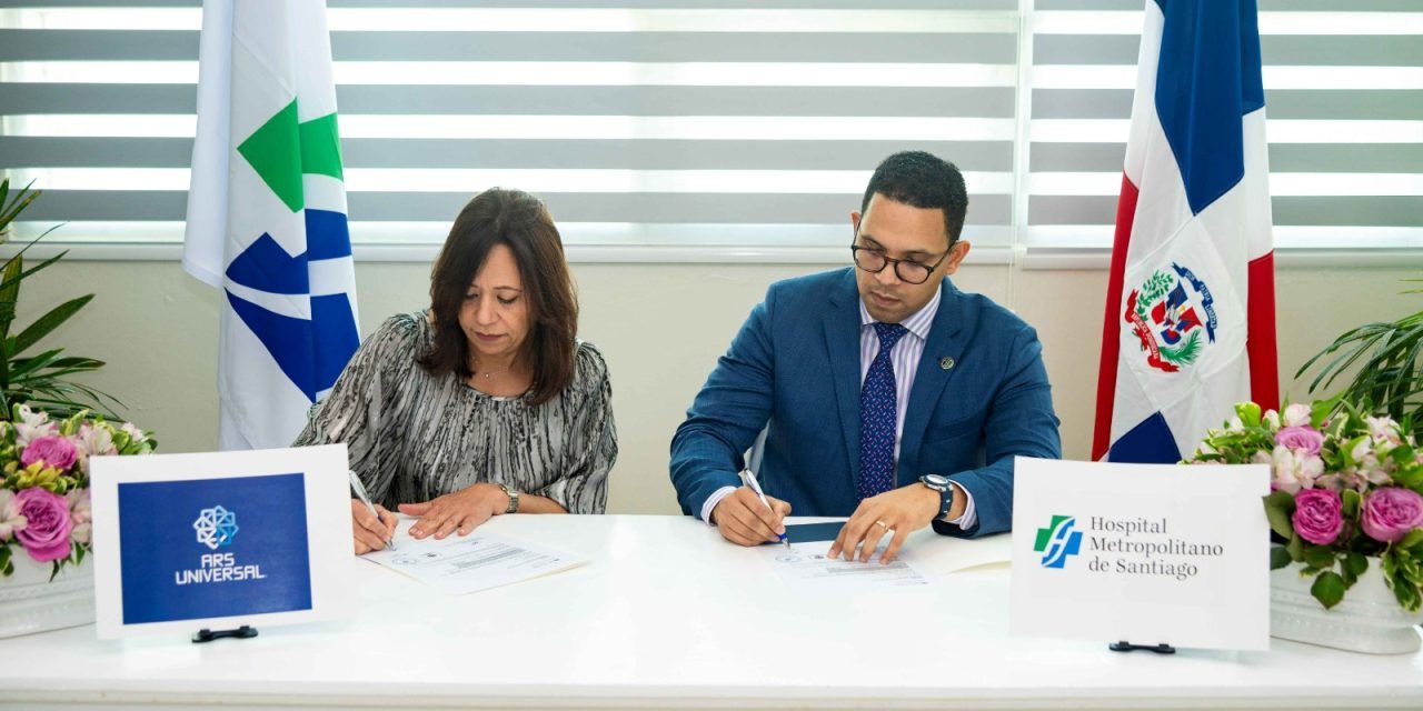 HOMS y ARS Universal firman acuerdo para cobertura de prostatectomías robóticas