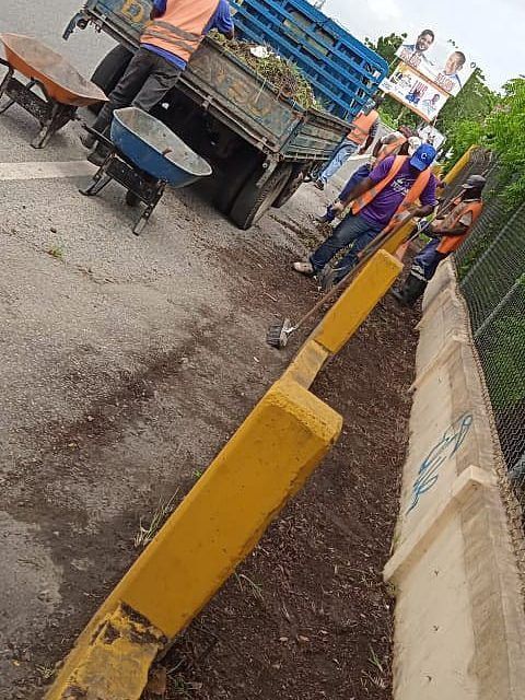 Con retiro basura y desechos solidos Ayuntamiento de San Cristóbal inicia apoyo a «Mi Autopista Limpia»