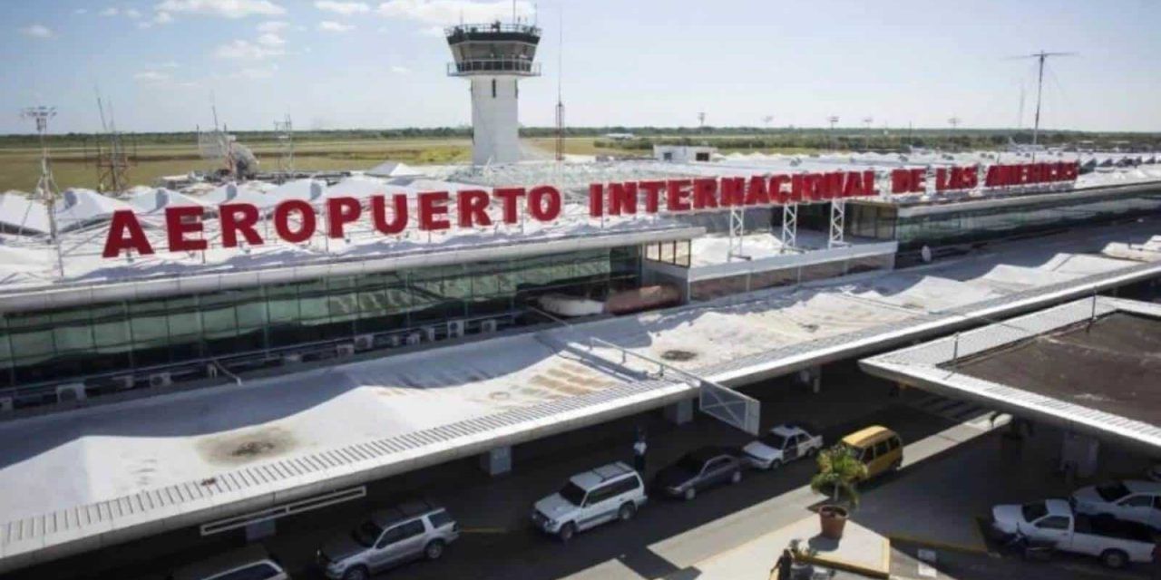 Migración asegura que solucionó problema técnico con el sistema de registro en el AILA