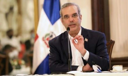 Abinader: daño en pista del AILA justifica contrato del Gobierno y Aerodom por 30 años