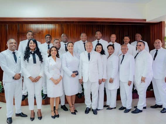 Nelson de la Rosa hizo un intento serio de modernizar cabildo en su primera gestion