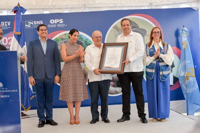 El Dr. Feris Iglesias es reconocido por sus aportes a la medicina dominicana