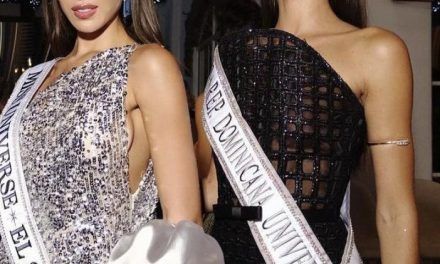 Miss El Salvador le envía mensaje a Mariana Downing antes de entregar la corona de Miss RD