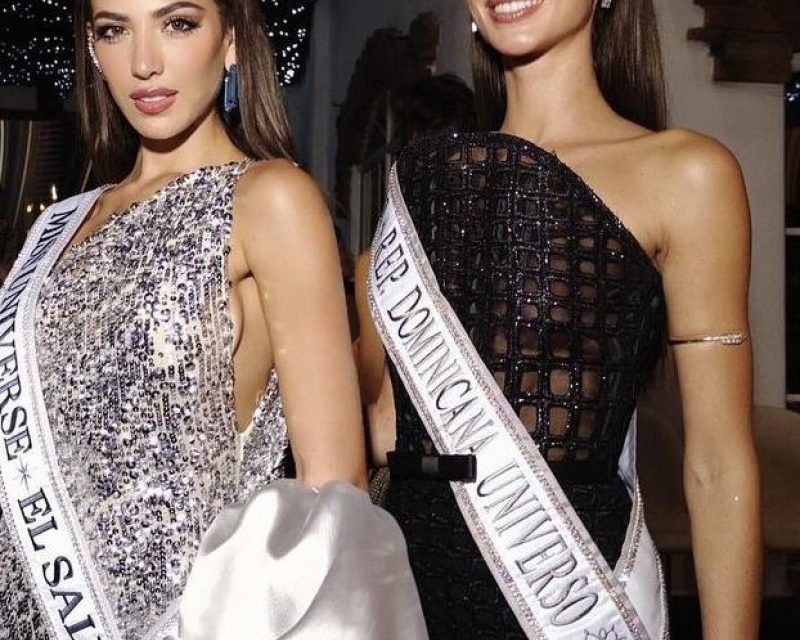 Miss El Salvador le envía mensaje a Mariana Downing antes de entregar la corona de Miss RD