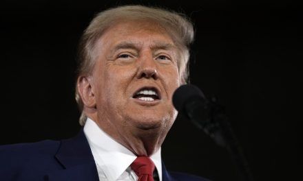 Trump: Biden dirige una “gerencia Gestapo”