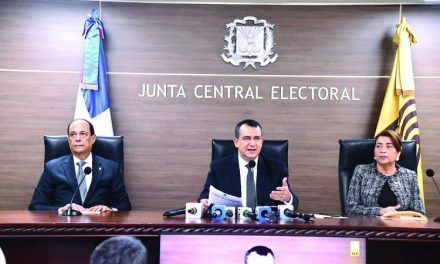 Con garantía de elecciones transparentes, dominicanos van este domingo a las urnas