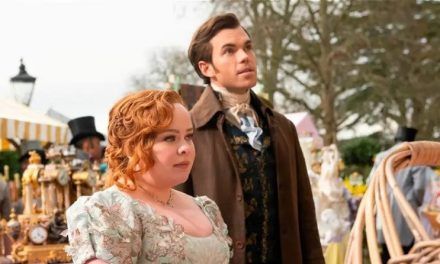 Desde uñas postizas hasta maquillaje, los errores históricos de «Bridgerton 3» que han detectado los fans