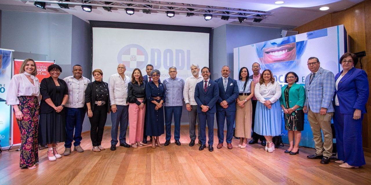 Presentan protocolo de cuidado periodontal en personas con diabetes