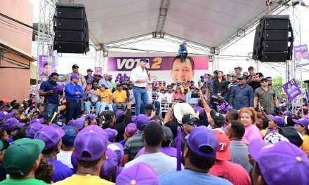 Abel ante una multitud: «Las elecciones se deciden en las urnas, no en la propaganda»