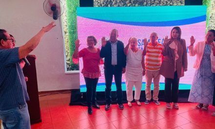 Eligen por novena ocasión consecutiva a unanimidad al Dr. Enrique González como presidente de Amedosa