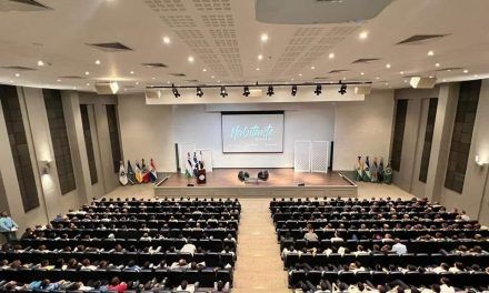 IPES logra tercer día exitoso en Segunda Feria Innova al participar Darián Vargas con su conferencia “El Futuro que nos espera”