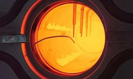 Más de mil grados centígrados con luz solar en vez de quemando combustibles