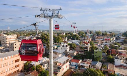 La falta de señales “sonoras” en el teleférico es un obstáculo para los discapacitados