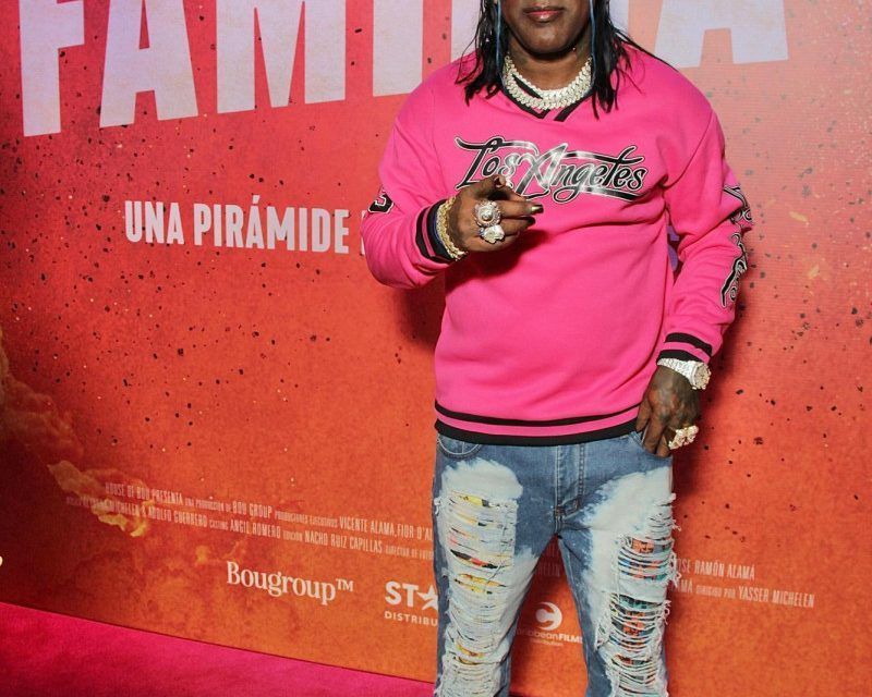 Omega ya siente que llegó a Hollywood tras debut en el cine: “Espero que ésta no sea la última”