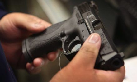 Senadores de EEUU presentarán proyecto de ley contra flujo de armas hacia América Latina