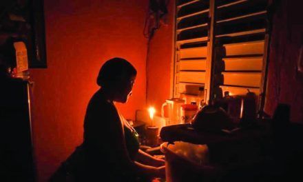 Apagones se sienten cada día más intensos en barrios de la capital