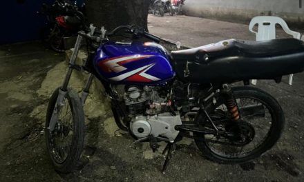 Policía de Antipandillas arresta integrante de banda “Los Bloques 6” en Los Alcarrizos que atacó a machetazos a un menor de edad.
