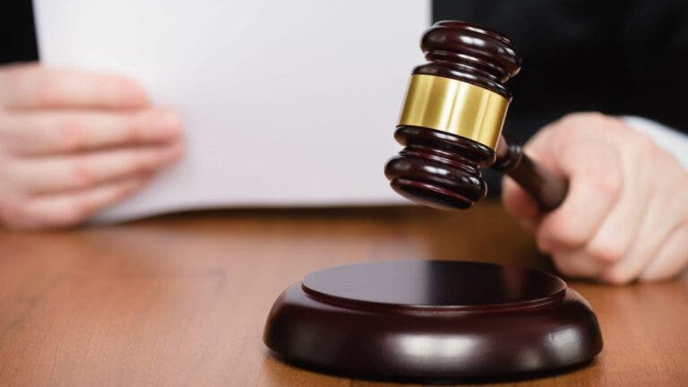 Condenan a 5 años de prisión a hombre por estafa electrónica
