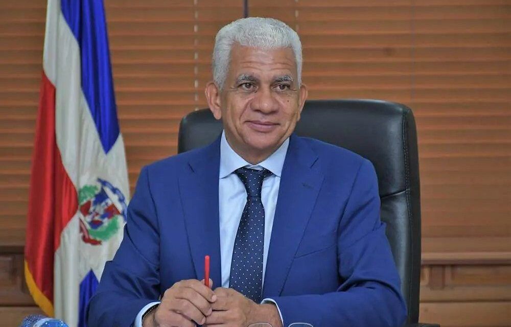 De los Santos favorece unificación elecciones municipales con las congresuales y presidenciales