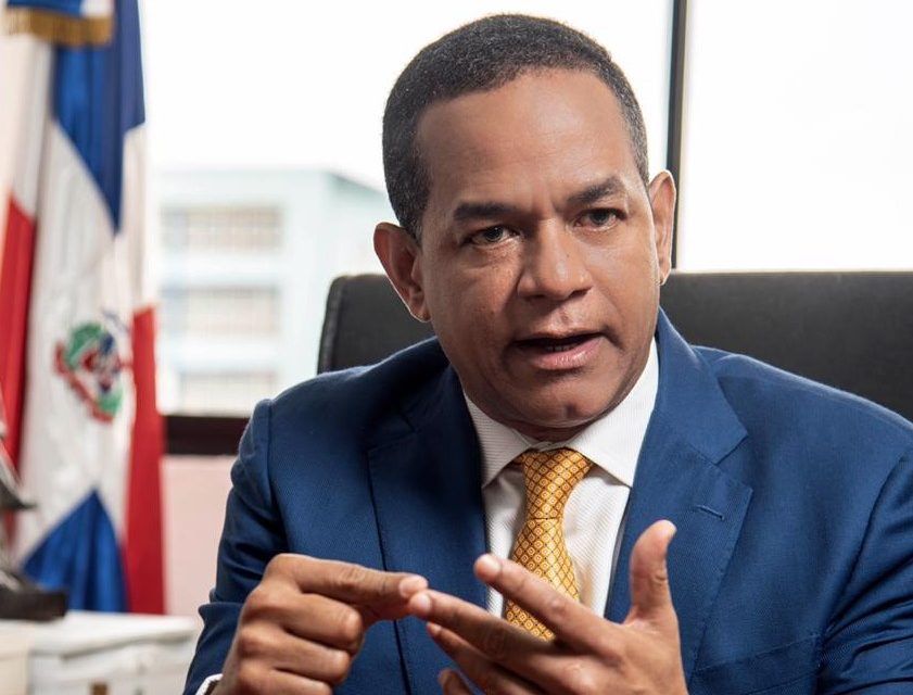Julio César Valentín: Si yo fuera Abinader nombrara a Faride como ministra de Defensa