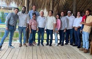 Representantes de la Sociedad Civil de San Cristóbal se comprometen a impulsar la aplicación de la Ley Ecoturística