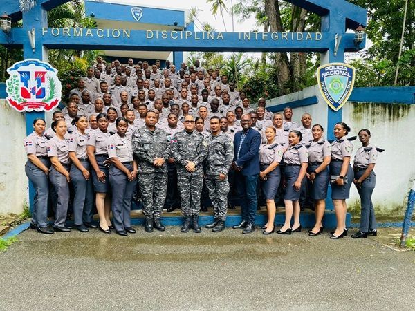La Escuela de Entrenamiento Policial fortalece los conocimientos y la capacidad operativa de 107 miembros de la institución