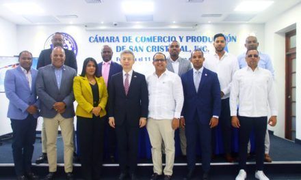 Cámara de Comercio de San Cristóbal recibe visita de Embajador de China en el país