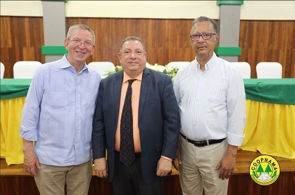 PRESIDENTE DE COOPNAMA RECIBE VISITA DE DIRECTIVOS DE LA CONFEDERACIÓN LATINOAMERICANA DE COOPERATIVAS DE AHORRO Y CRÉDITO (COLAC)