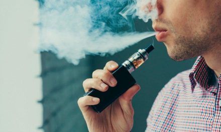 OMS avisa sobre el «alarmante» consumo de cigarrillos electrónicos en jóvenes en Bolivia