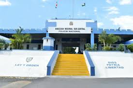 Dirección Regional Sur Central de la Policía Nacional detienen a «Cara de Piña» en Baní por operación antinarcóticos en el Sector Mata Gorda, desmantelan punto