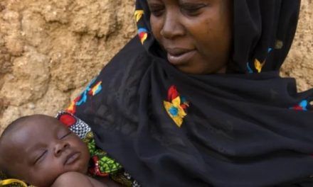 Hallan nivel muy preocupante de niños infectados con superbacterias en África subsahariana