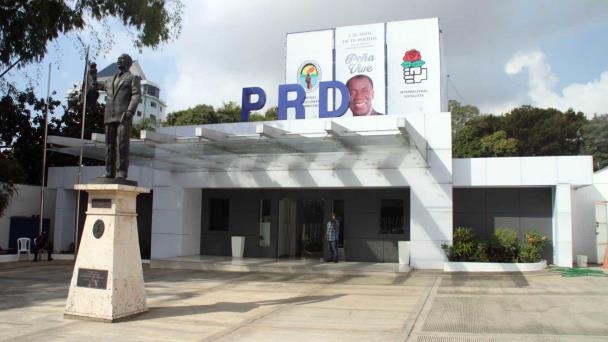 Renuncia alta dirigencia del PRD en Jarabacoa