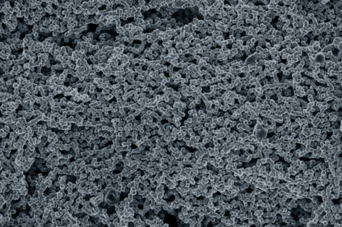 Síntesis química de nanopartículas de hierro para tintas conductoras evitando su oxidación