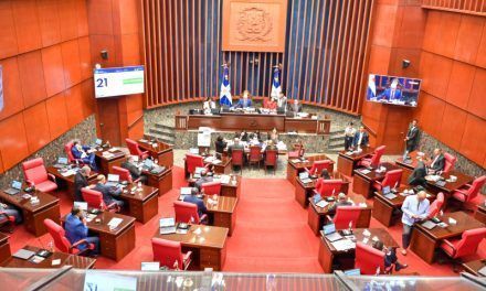 Senado aprueba Código Penal, sin causales, tipificando el feminicidio, genocidio y con acumulación de penas