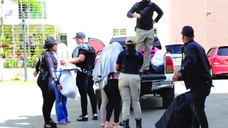 Así operaba red de trata de personas apresada en Santiago