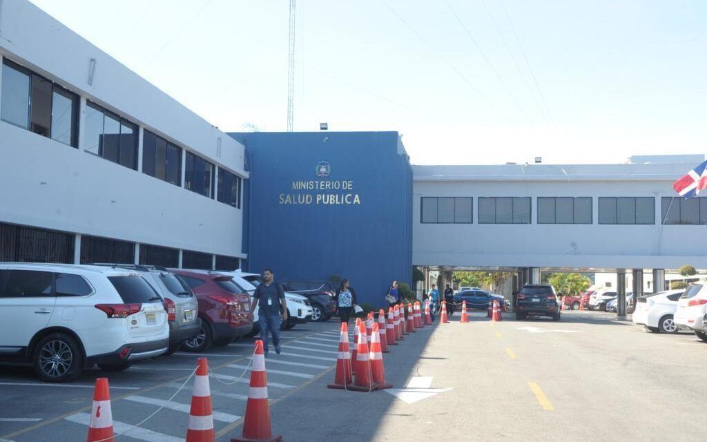 Ministerio de Salud aclara que no ha sido por dengue muertes de tres menores en Villa Duarte
