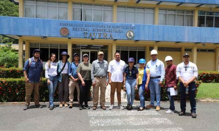 Técnicos del Fondo Agua Yaque del Norte visitan complejo Tavera-Bao