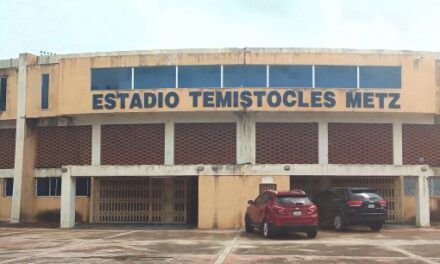 Estadio municipal San Cristóbal en deprimentes condiciones